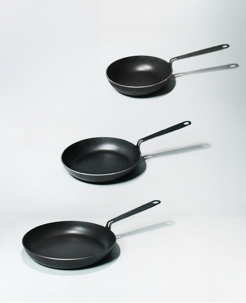 3x2 L Carbon Steel Skillet